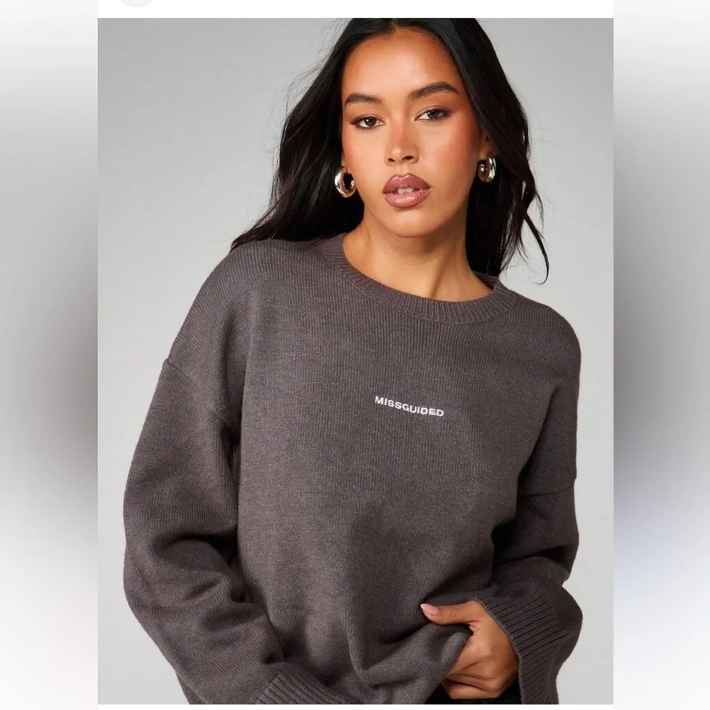 Missguided embroidered sweater medium